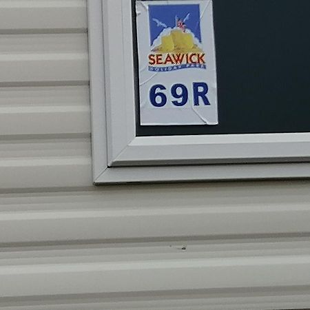 69R Seawick 2 Bedroom Caravan . New For 2022 Saint Osyth Exterior photo